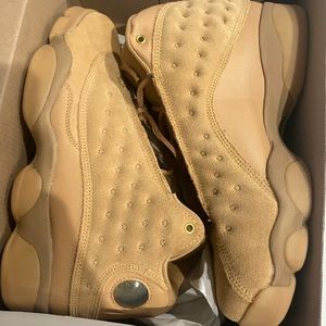 Jordan Retro 13 suede